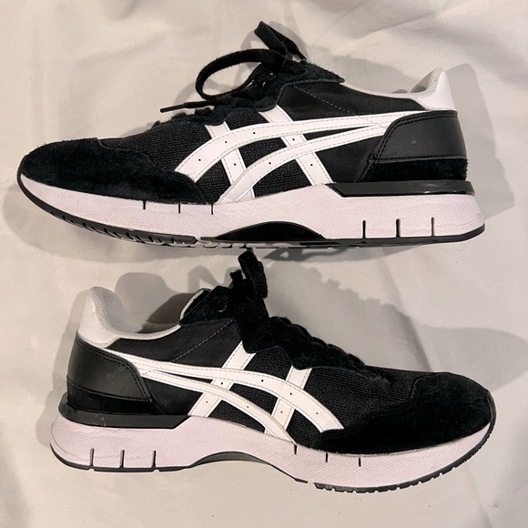Onitsuka Tiger by ASICS Men’s Sneakers - Picture 2 of 9